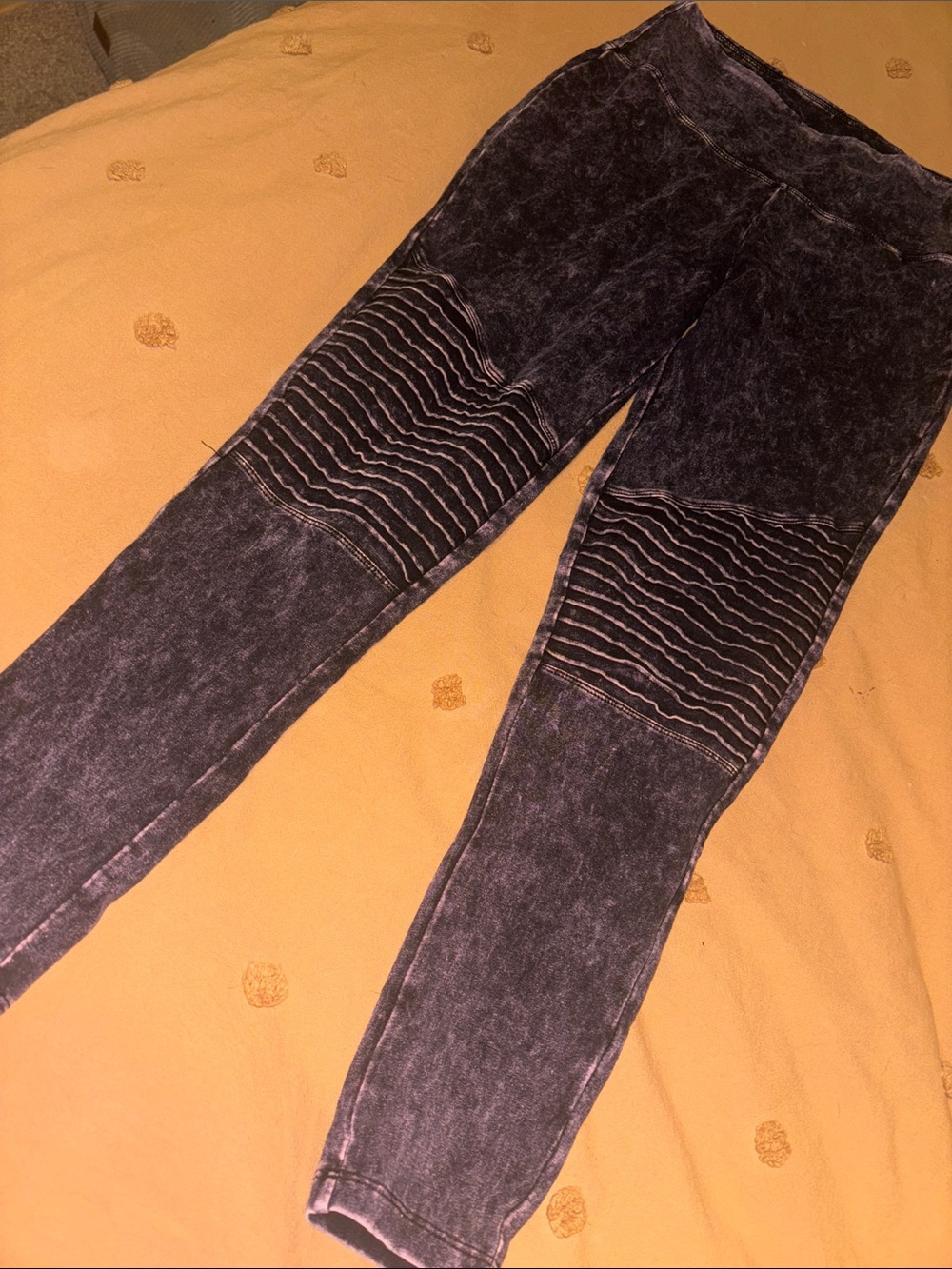Zenana Outfitters Washed Black Moto Jeggings